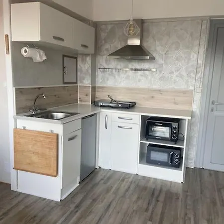 Mignon Studio Au Coeur De Mèze Extérieur photo